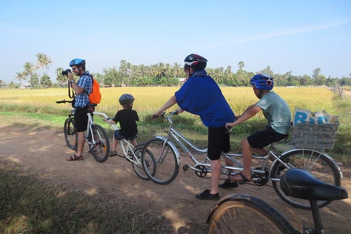 Short Cycling Through Siem Reap Countryside: Paddy Fields, Villages & Ancient Pagoda photo 2
