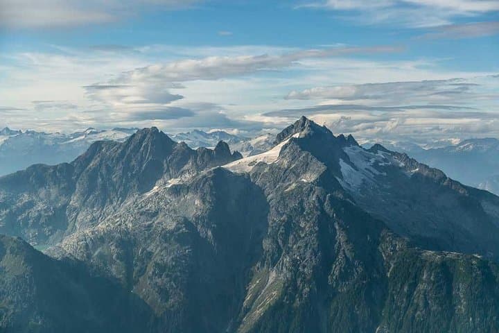 Squamish Explorer Flightseeing Tour: 35-Minute Scenic Flight Over Garibaldi Provincial Park photo 2