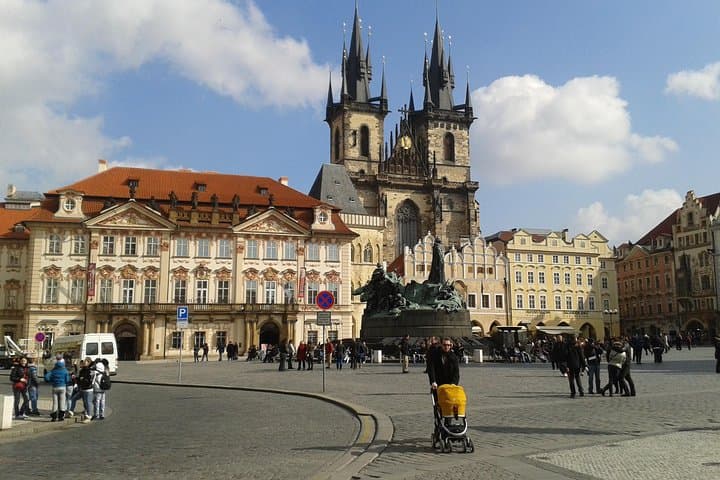 Prague Private Day Trip from Vienna — Full-Day Tour to Old Town & Prague Castle photo 1