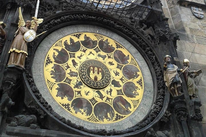 Prague Private Day Trip from Vienna — Full-Day Tour to Old Town & Prague Castle photo 2