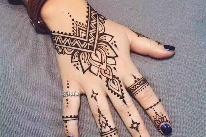 Berber Henna Tattoo Experience in Agadir Medina — Souk El Had Cultural Session