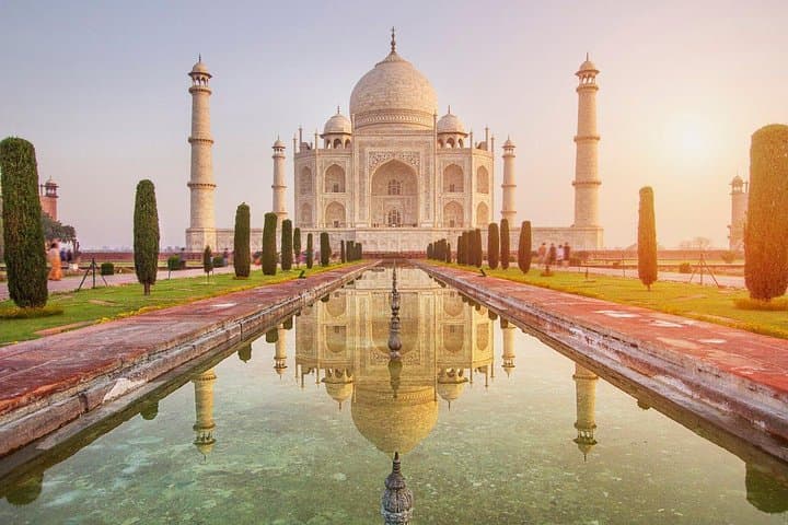 Gatimaan High-Speed Day Trip to the Taj Mahal & Agra Fort from Delhi photo 6