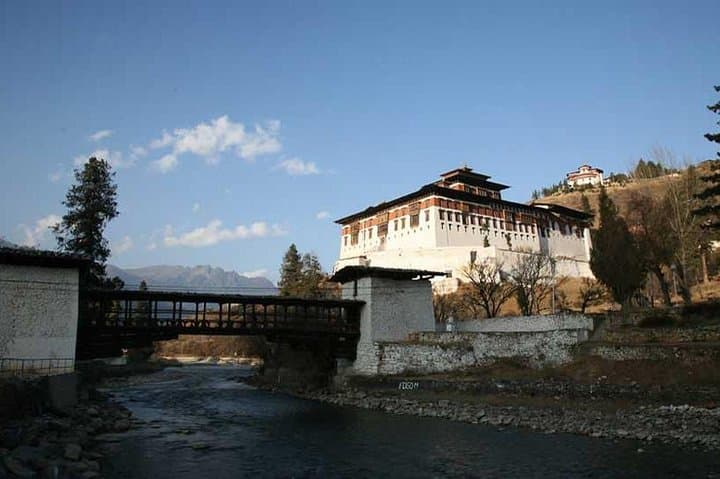 Discover Bhutan in 4 Days: Paro, Thimphu & Tiger's Nest Hike