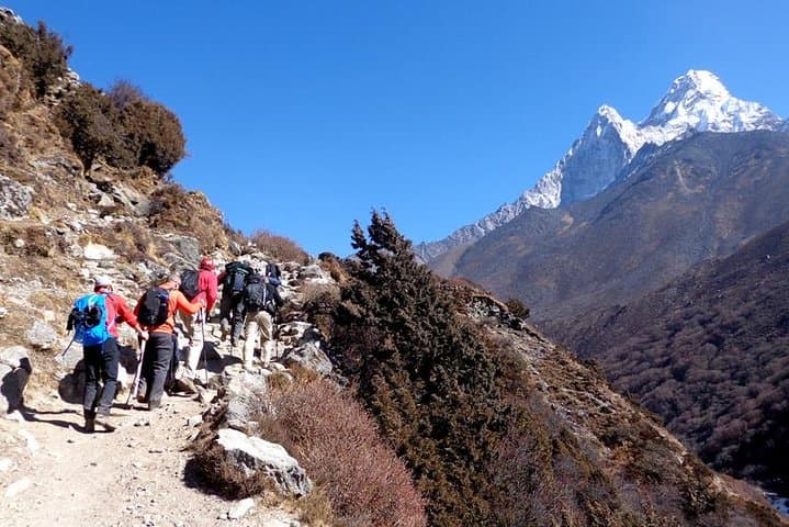 Everest Base Camp Trek: 14-Day Lukla to Kala Patthar Adventure photo 2
