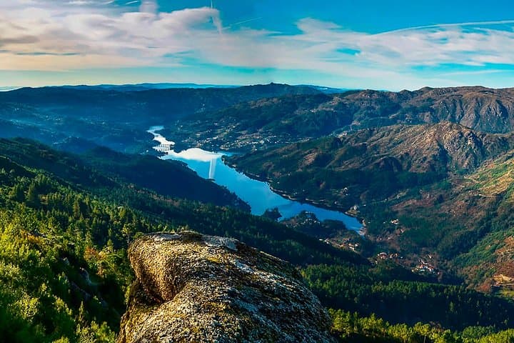 Geres Experience Tour: Full-Day Peneda-Gerês National Park Hike, Lagoons & Villages