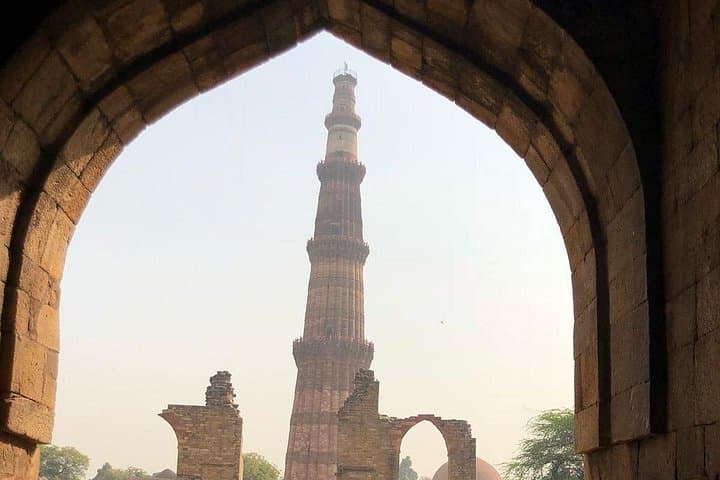 Private Full-Day Delhi City Tour: Explore Old and New Delhi Highlights photo 1