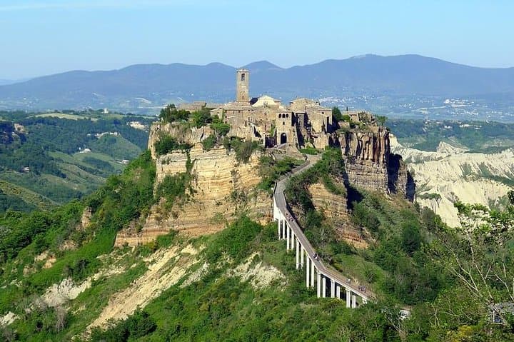 Orvieto and Civita di Bagnoregio: Underground Tour, Cathedral Highlights & Lunch photo 3