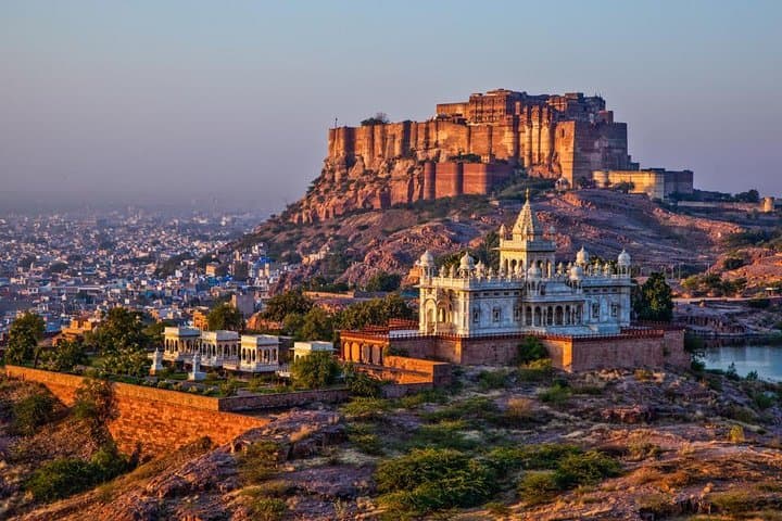 Rajasthan Royal Route: 11-Day Heritage and Desert Tour from Delhi