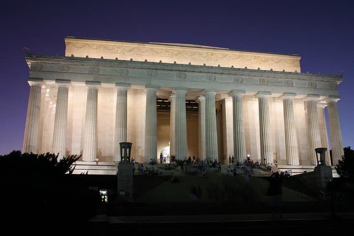 Moonlight Tour of Washington DC — Night Van Sightseeing of Monuments & Memorials photo 1