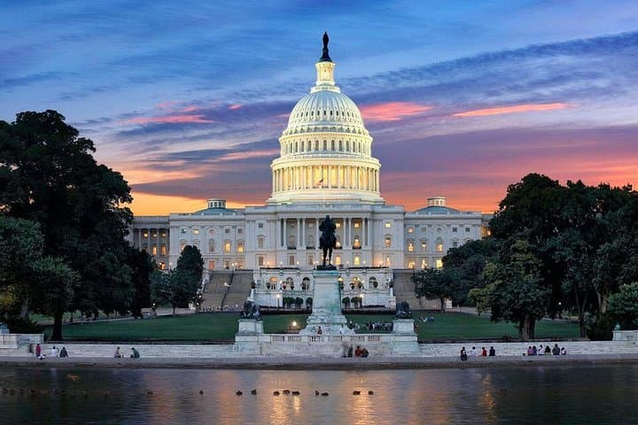 Moonlight Tour of Washington DC — Night Van Sightseeing of Monuments & Memorials photo 2