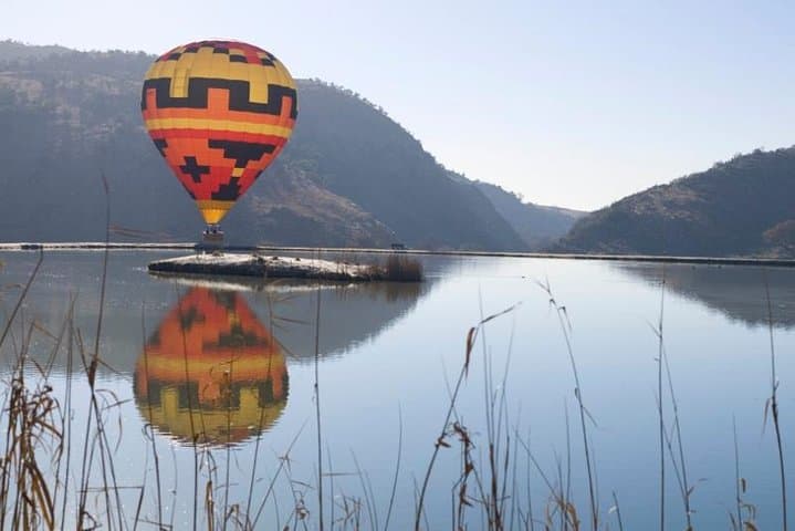 Sunrise Balloon Flight Over the Cradle of Humankind