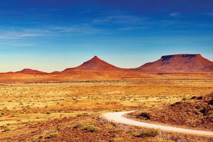 16-Day Namibia Highlights: Sossusvlei, Etosha & Himba Cultural Encounters