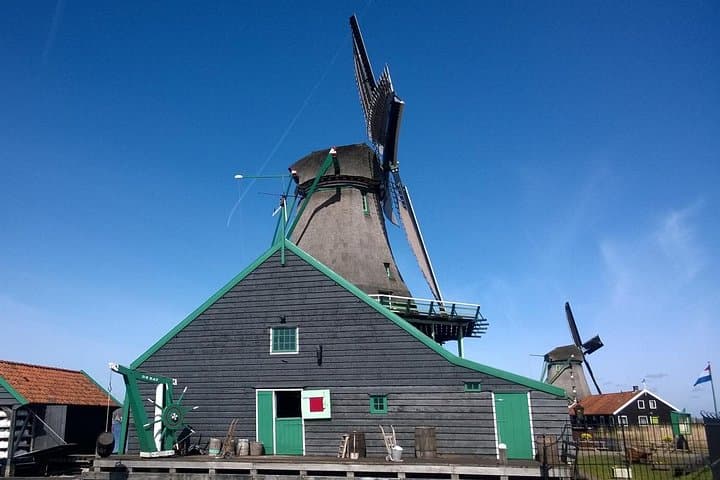 Keukenhof & Zaanse Schans Private Day Tour — Windmills, Tulips & Dutch Lunch photo 4
