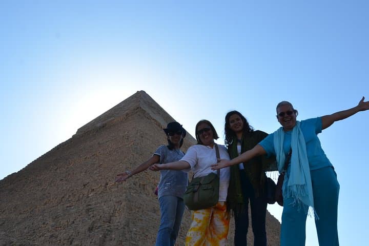 Private 3-Hour Giza Pyramids & Sphinx Tour with Camel Ride photo 4