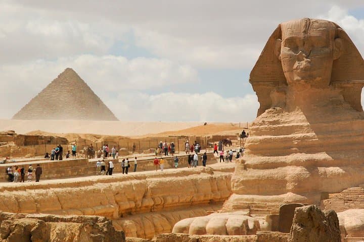 Cairo Day Trip from Sharm El Sheikh — Pyramids, Egyptian Museum & Nile Highlights