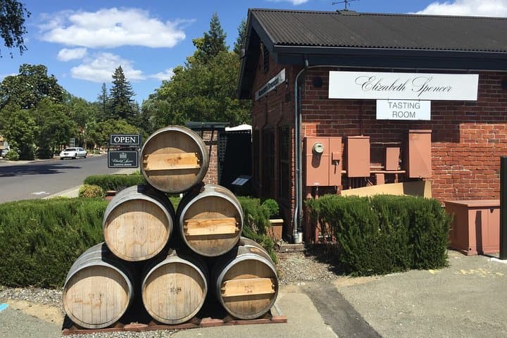 Private 6-Hour Napa Valley Wine Tour in a Lincoln MKT — Custom Luxury Tasting Experience photo 2