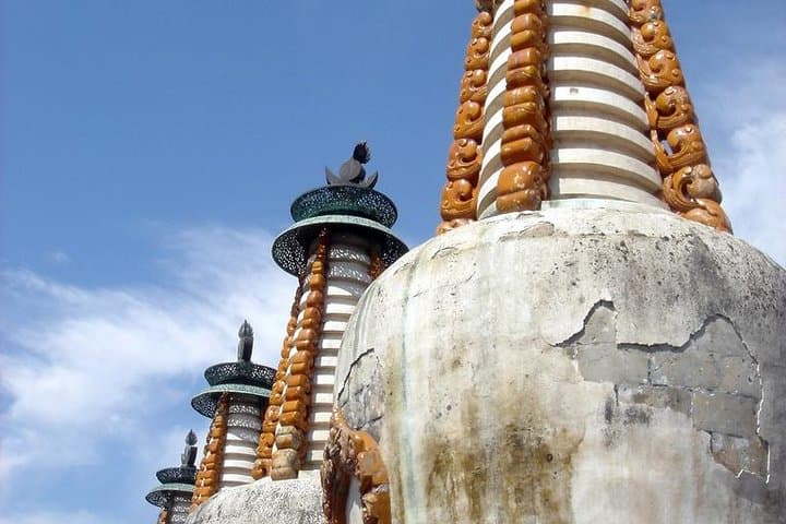 Two-Day Private Chengde Trip from Beijing: Gubeikou Great Wall, Mountain Resort & Puning Temple photo 2