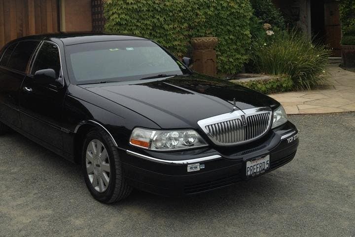 Sonoma to SFO Private Sedan Transfer — One-Way Airport Ride
