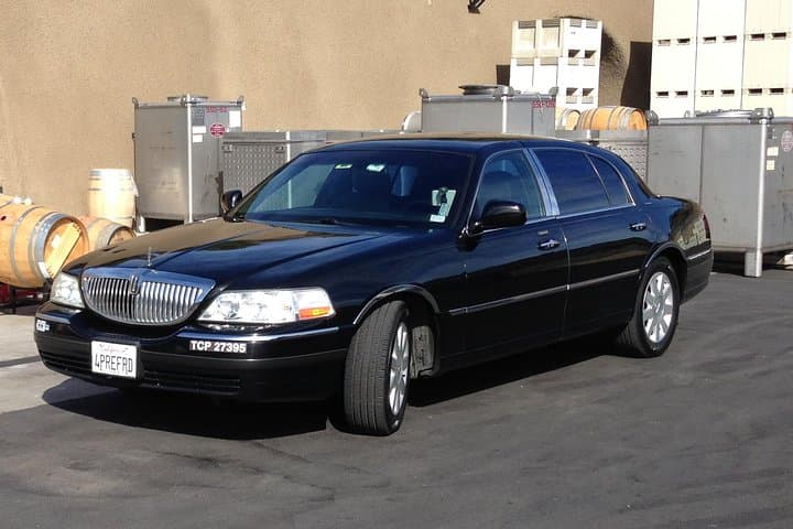 Sonoma to SFO Private Sedan Transfer — One-Way Airport Ride photo 2