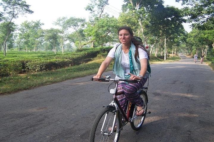 Pedals, Tea Leaves, and Wetland Calls