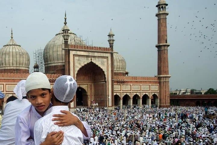 Half-Day Old Delhi Walking Tour: Jama Masjid, Chandni Chowk & Local Lunch photo 1