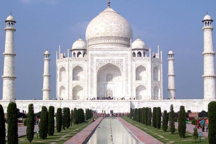 Private Taj Mahal Day Trip from Delhi in Authentic Indian Dress photo 2