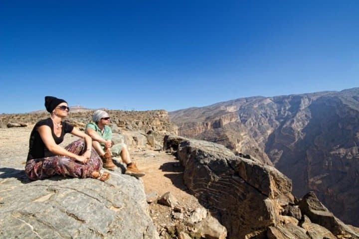 Jebel Shams & Nizwa Day Trip from Muscat — Grand Canyon of Oman Guide photo 5