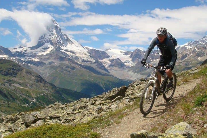 Ridge-Top Biking Around Kathmandu: 5-Day Loop from Bhaktapur to Dhulikhel