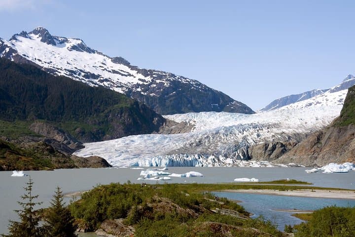 Exploring Juneau: Whale Watching and Mendenhall Glacier Adventure photo 2