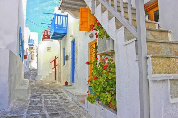 Mykonos Essential: Half-Day Chora Walk and Kalafatis Beach Excursion photo 2