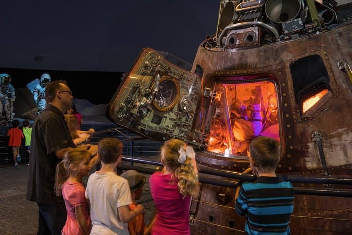 Space Center Houston: Official NASA Johnson Space Center Admission & Exhibits