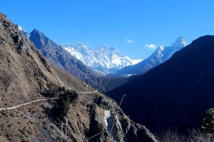 Everest Base Camp Trek: 14–15 Day Guided Trek from Lukla to Base Camp