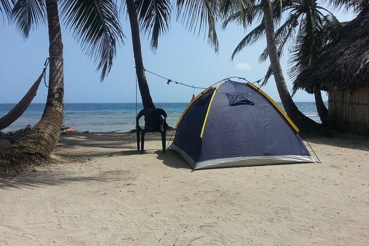 Overnight Camping in San Blas Islands: Perro Chico & Natural Pool Adventure