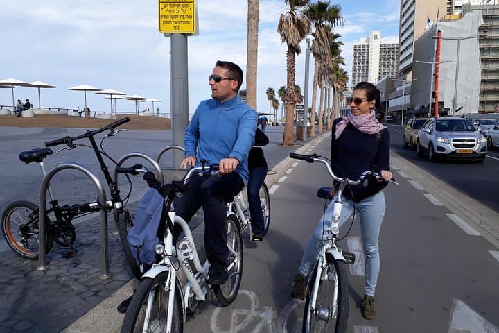 Tel Aviv Highlights Bike Tour: 3-Hour Guided Ride from Port to the White City