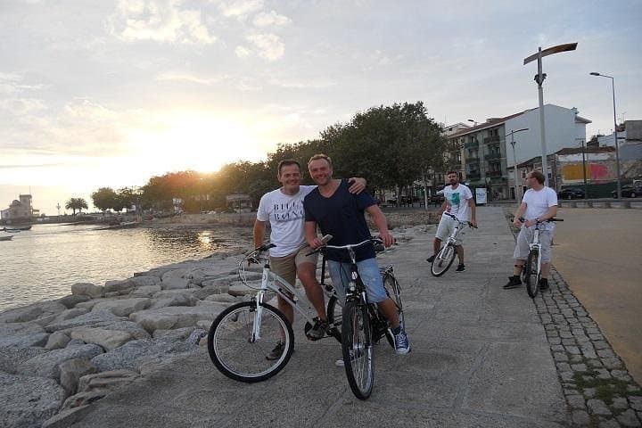 Porto Downtown Sightseeing Bike Tour — Riverfront to Atlantic Avenue