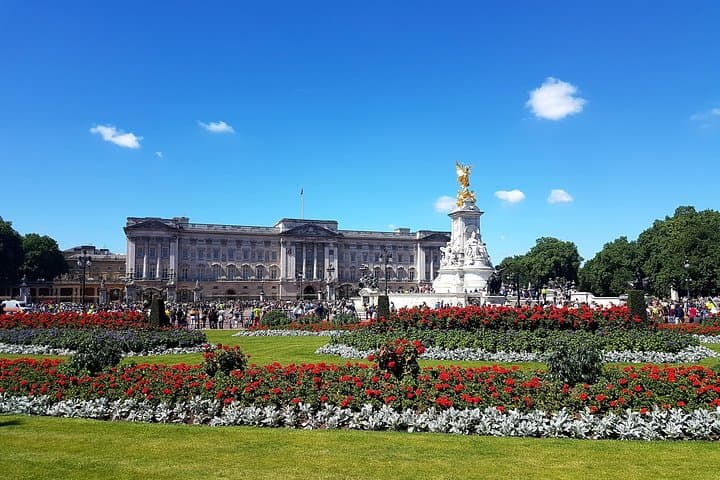 Private 3-Hour Palaces & Parliament Walking Tour — Buckingham to Westminster photo 6