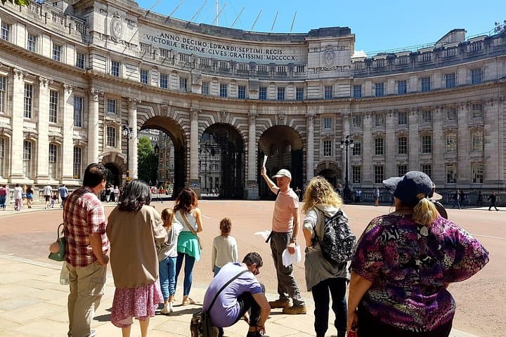 London Best Sights Small-Group Walking Tour (Kids Free) photo 6