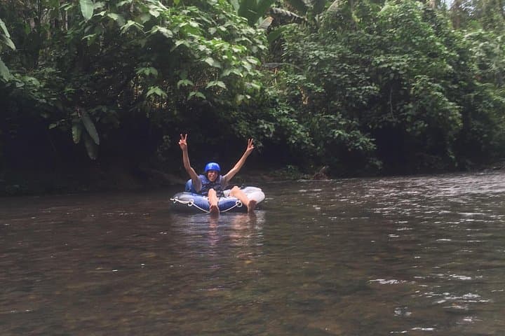 Rio Agujitas River Tubing in Drake Bay — Nativos Corcovado Jungle Float photo 1