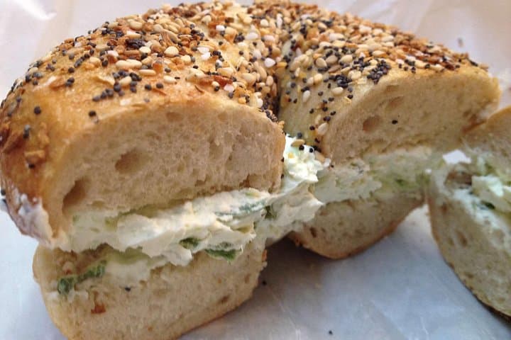 Lower East Side Bagel Tour: Walking the Historic Flavors of Manhattan