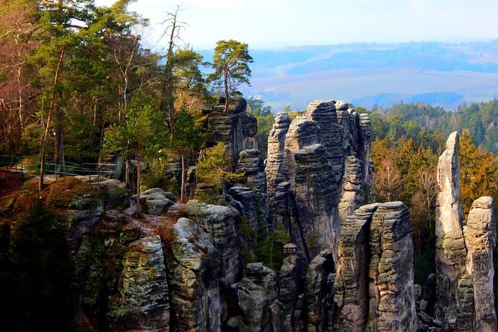 Bohemian Paradise 3-in-1 Tour: Prachov Rocks, Medieval Castle & Brewery Day Trip from Prague