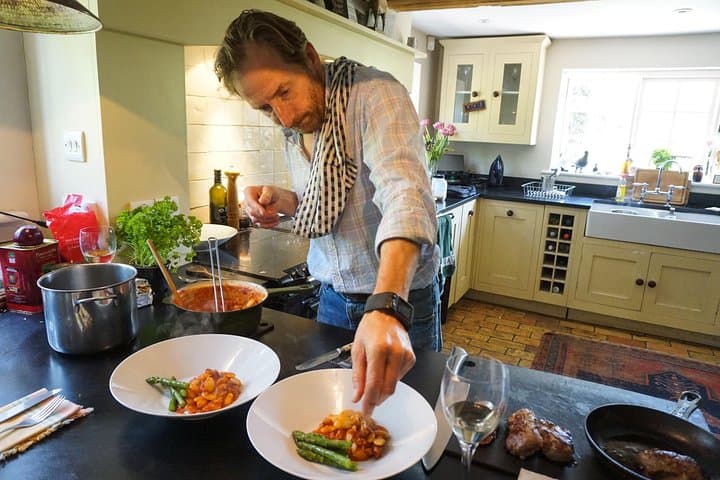 Private Traditional English Cooking Class in Sussex Countryside