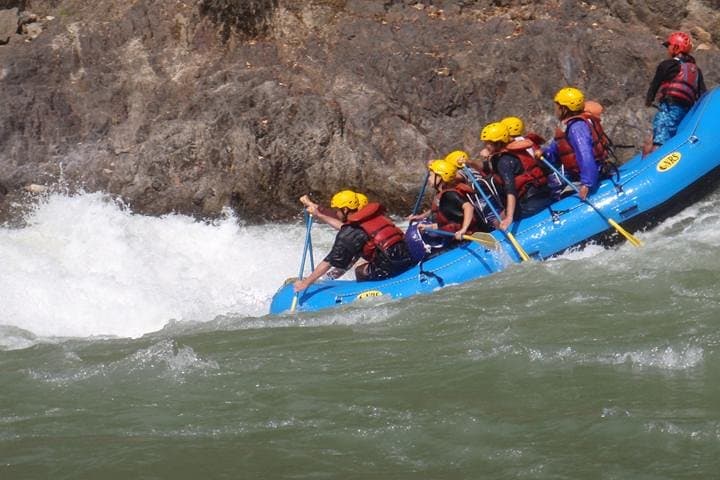 Trishuli River Rafting Day Trip from Kathmandu: Himalayan Whitewater by Private Car