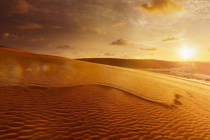 Mui Ne Sunset Sand Dunes: Half-Day Sunset Tour to White & Red Dunes
