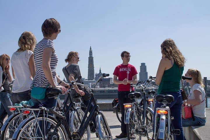 Antwerp 3-Hour Bike Tour: Central Station to the Old Port and Hidden Gems