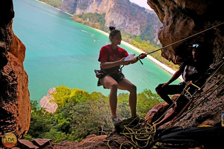 Railay Beach Full-Day Beginner Rock Climbing & Caving Tour — Krabi photo 3