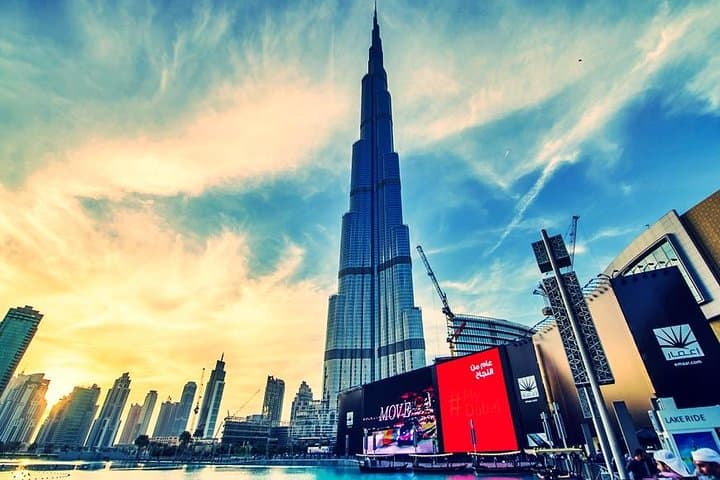 Private Dubai VIP Day Trip from Ras Al Khaimah with Burj Khalifa Views