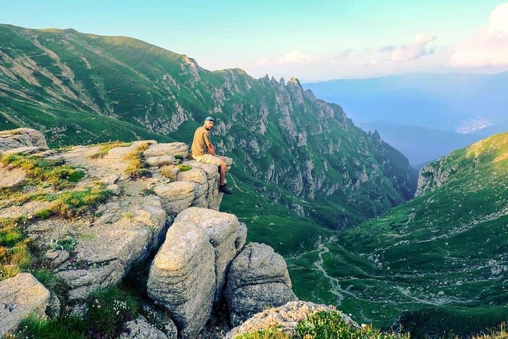 Bucegi Mountains 2-Day Hiking Tour from Bucharest — Peles, Omu Hut & Bran Castle