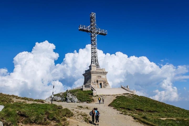 Bucegi Mountains 2-Day Hiking Tour from Bucharest — Peles, Omu Hut & Bran Castle photo 2