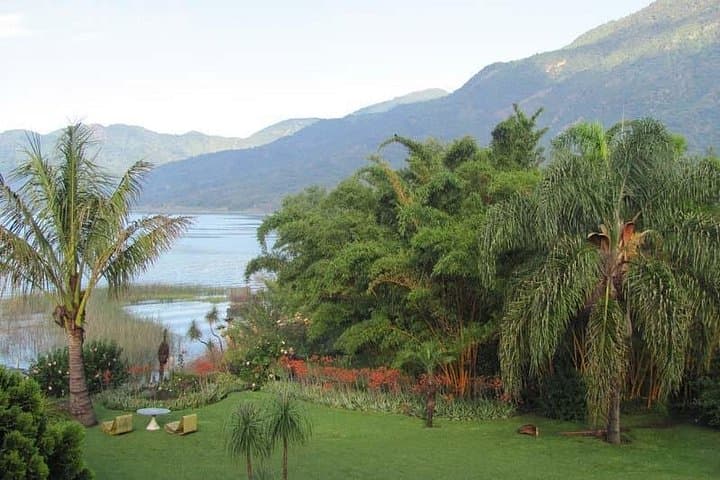 Bicycle Tour Around Lake Atitlán: Mayan Villages, Weaving Co-ops & Coffee Plantations photo 2