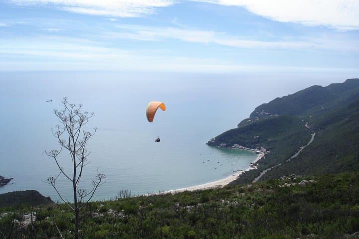 Half-Day Private Tour to Arrábida from Lisbon — Beaches, Cliffs & Sesimbra